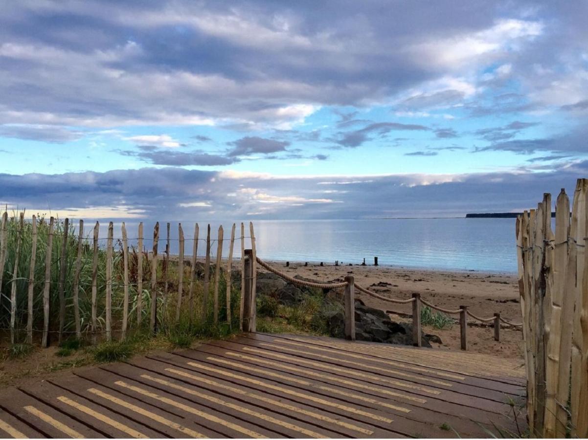 Beach Walk Apartment 布洛蒂渡轮 外观 照片